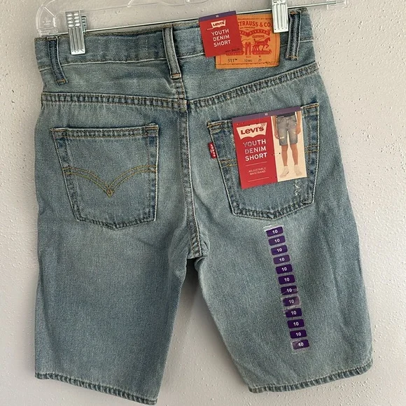Levi youth denim shorts, size 10 - Picture 2 of 4